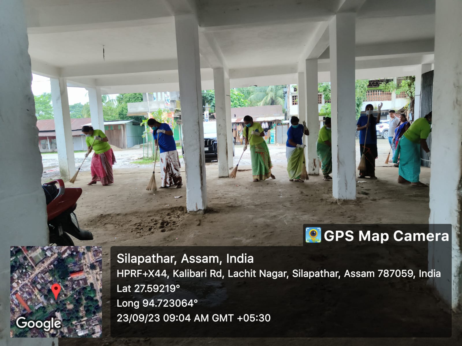 Cleaning Drive at Silapathar Municipal Office Surroundings - Photo 3